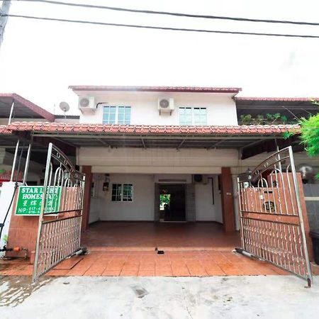 Star Light Homestay Sitiawan Buitenkant foto