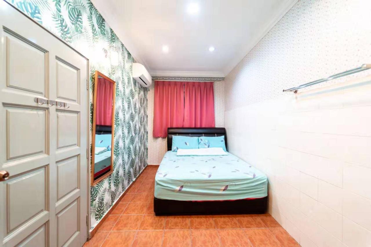 Star Light Homestay Sitiawan Buitenkant foto