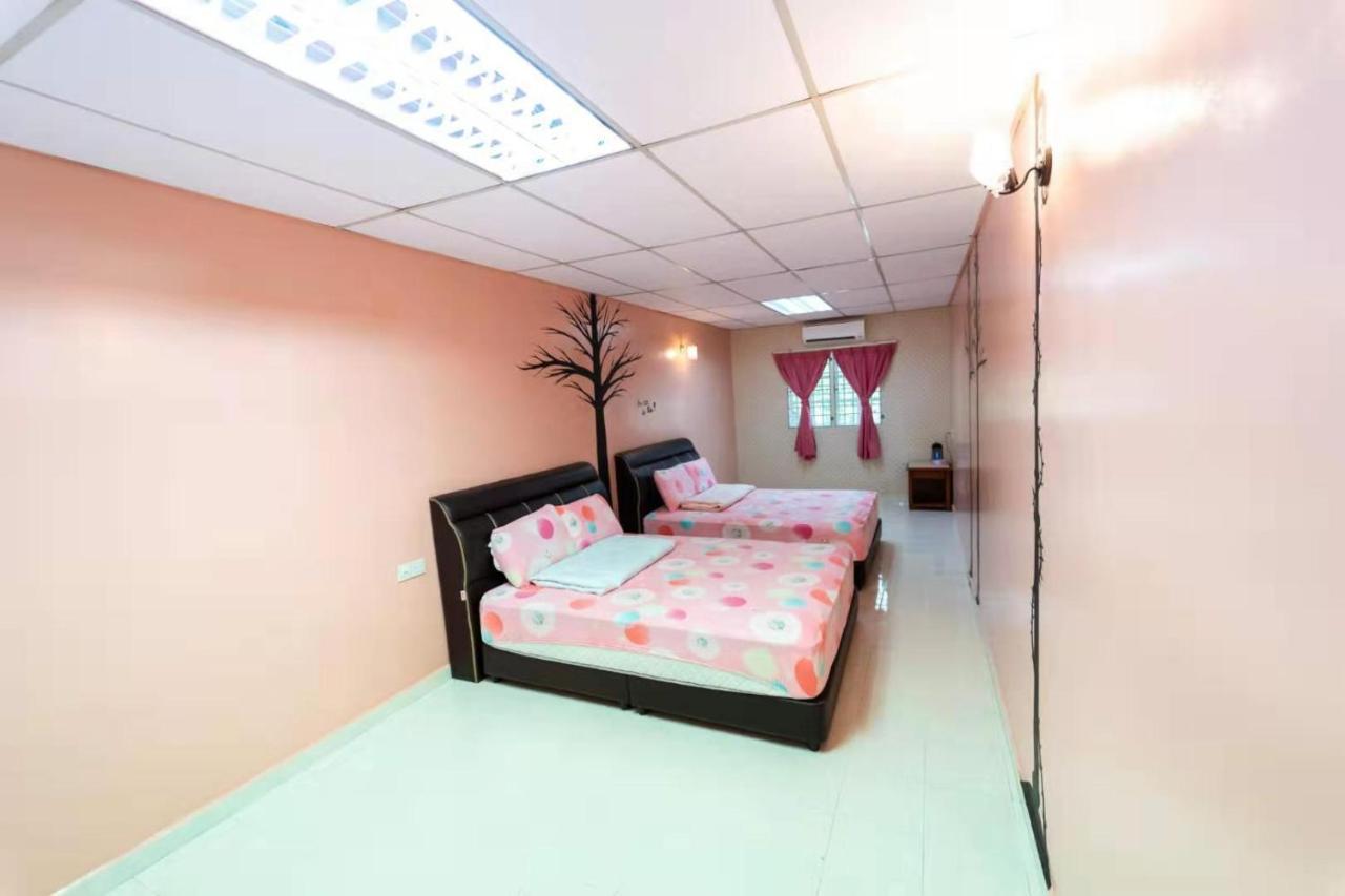 Star Light Homestay Sitiawan Buitenkant foto