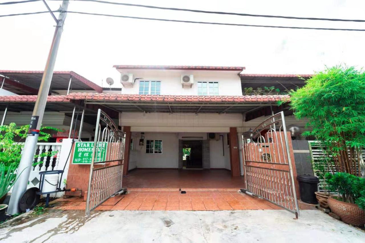 Star Light Homestay Sitiawan Buitenkant foto